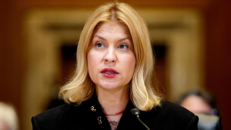 Зеленский принял отставку посла Украины в США