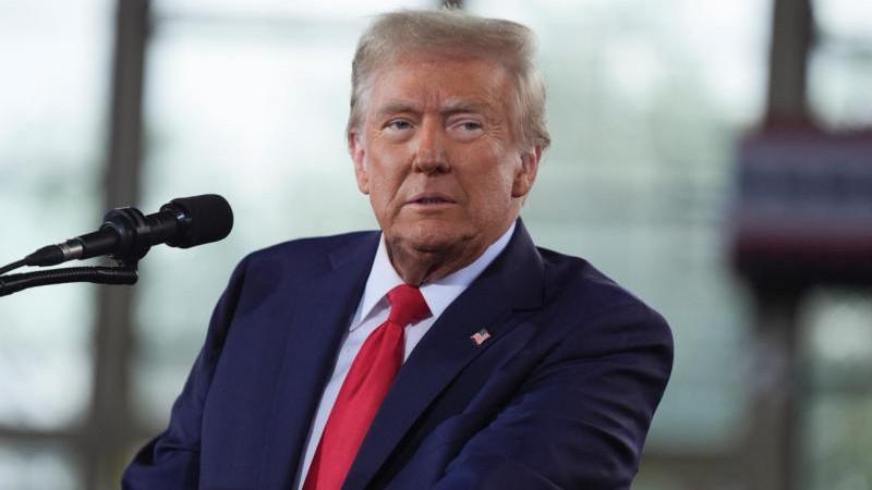 Трамп определился с наказанием для Канады за смог от лесных пожаров