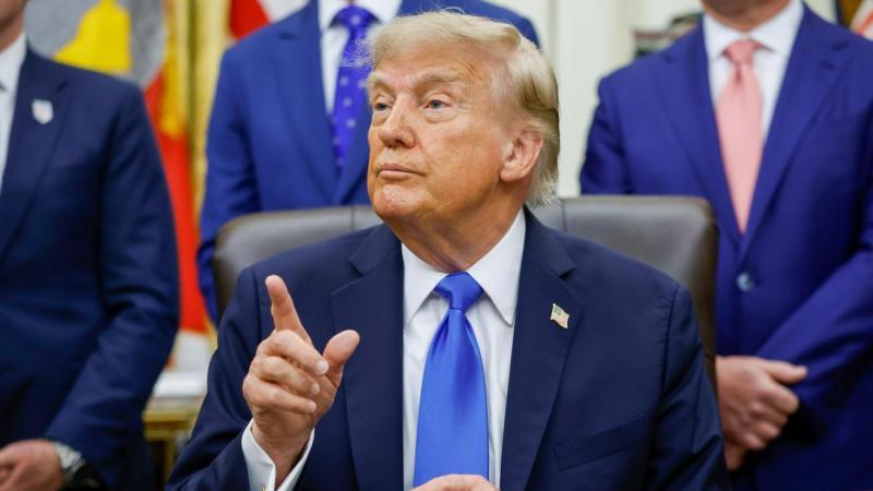 Трамп рассчитывает встретиться с Путиным при готовности сторон к миру на Украине