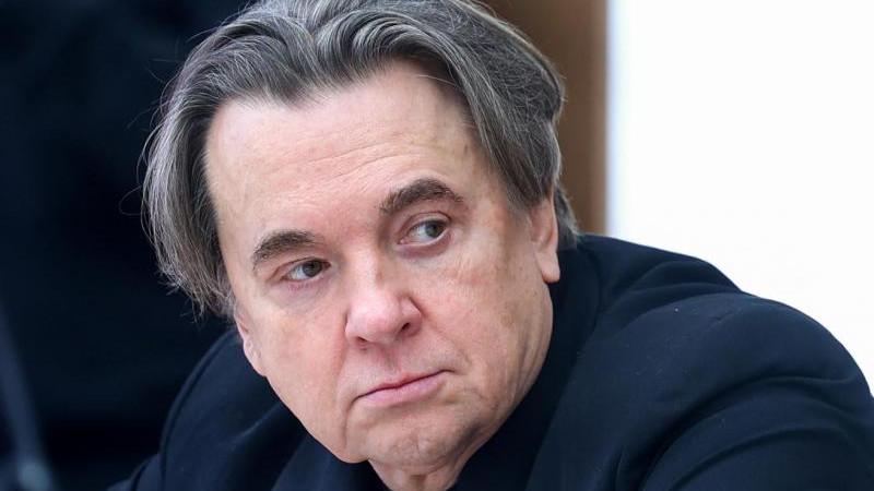 Первый канал анонсировал перезапуск "Фабрики звезд"