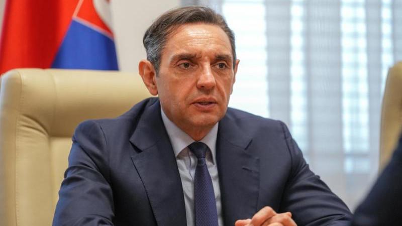 Вулин считает, что сербы нужны ЕС только в качестве пехоты на Украине