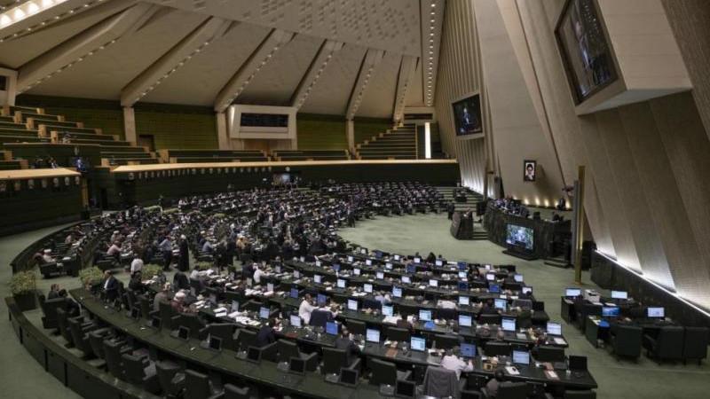 Парламент Ирана одобрил обновленный проект бюджета на следующий год