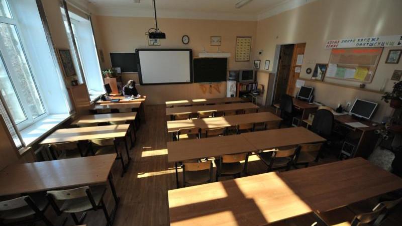 Обучение в школах будут отменять при заболеваемости гриппом свыше 20%