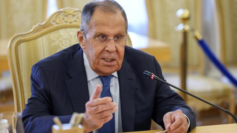 Лавров: Россия не приемлет размещение военной инфраструктуры НАТО в Афганистане