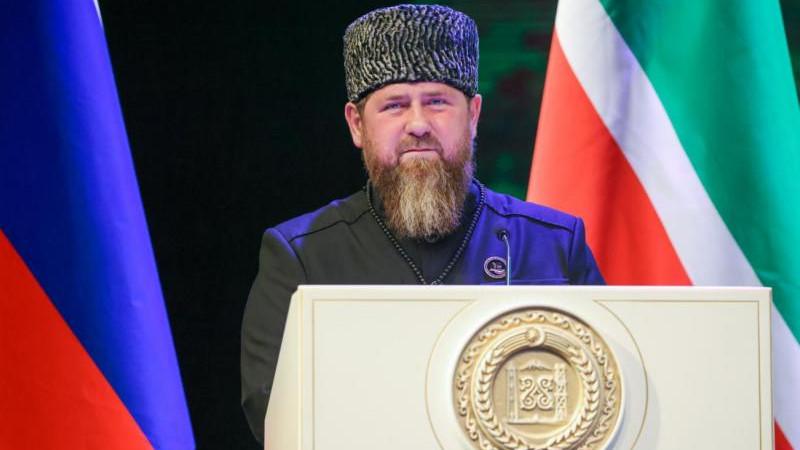 Патриарх Кирилл поздравил Кадырова с 50-летним юбилеем