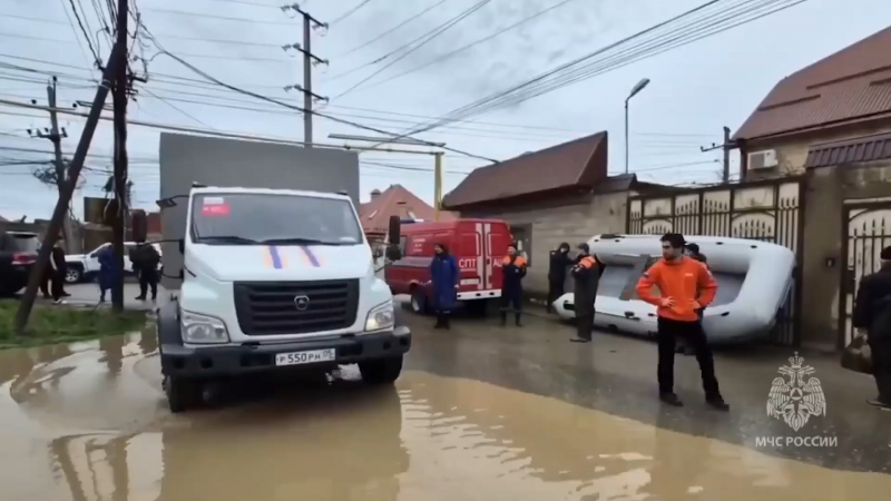 Из микрорайонов Дагестана эвакуировали более 4 тыс. человек из-за угрозы затопления