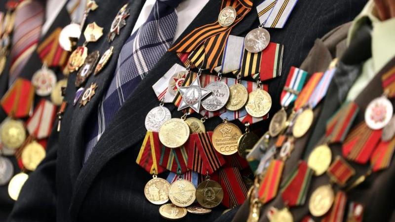 В Крыму ветеранам по случаю Дня Победы выплатят по 400 тыс. рублей