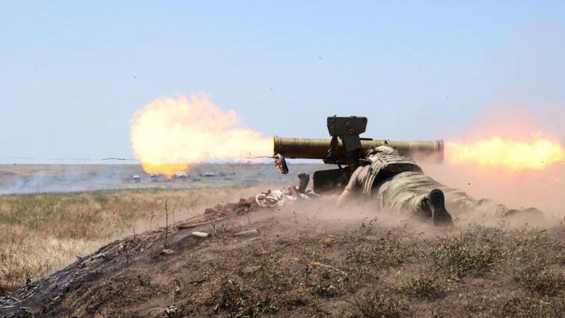 Российские ВС нанесли удар в Днепропетровской области по бензовозу и АЗС