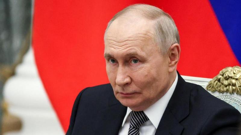 Путин заявил, что Россия выйдет на самообеспечение аккумуляторами
