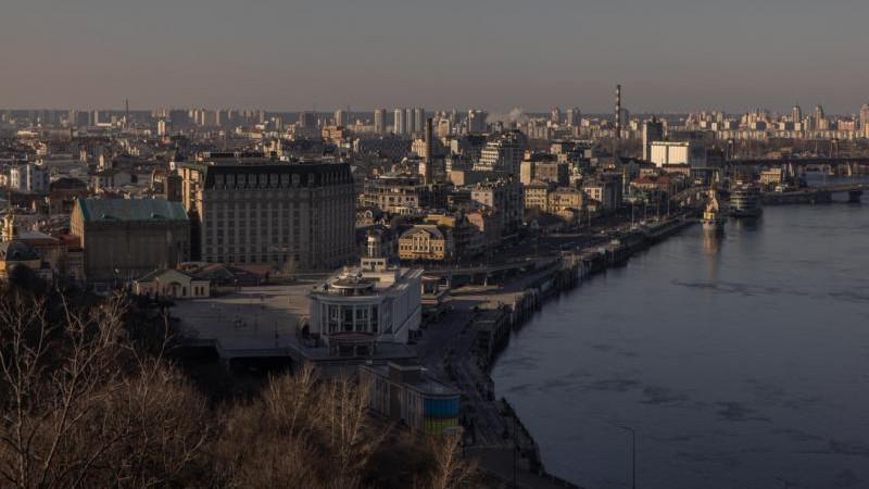 Евросоюз не будет эвакуировать дипломатов из Киева