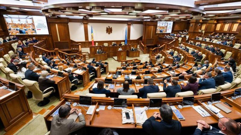Парламент Молдавии отказывается от русского языка в законотворческой работе