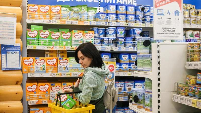 ЛДПР предложила обеспечивать детей до трех лет продуктами детского питания