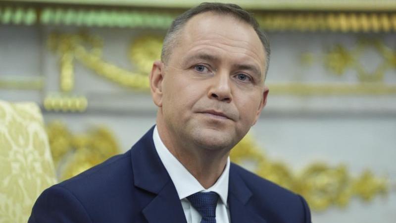 Навроцкий призвал передать ему полномочия по поставкам оружия Украине