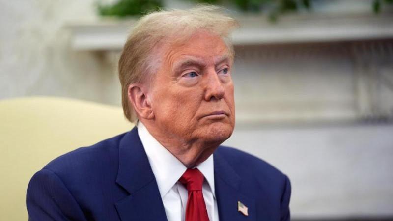 Трамп заявил, что доволен Хегсетом на посту главы Пентагона