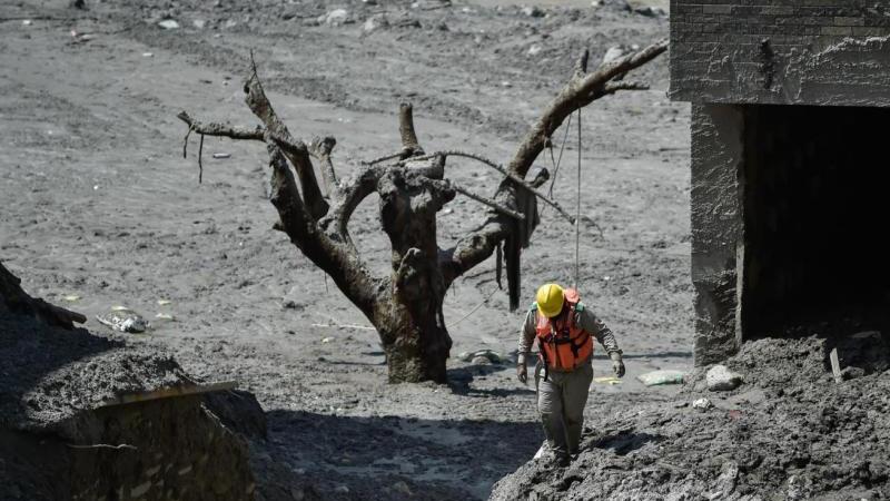 Число погибших в результате оползня в Непале возросло до 1 355
