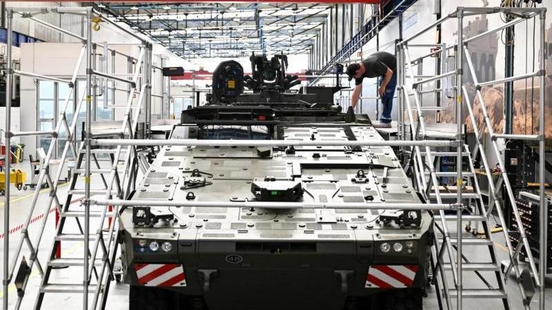 Euractiv: военпром Евросоюза не успевает за нуждами Киева