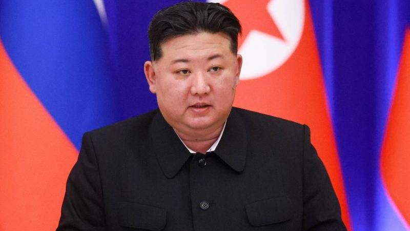 Ким Чен Ын в поздравлении Путину назвал его "самым дорогим другом"