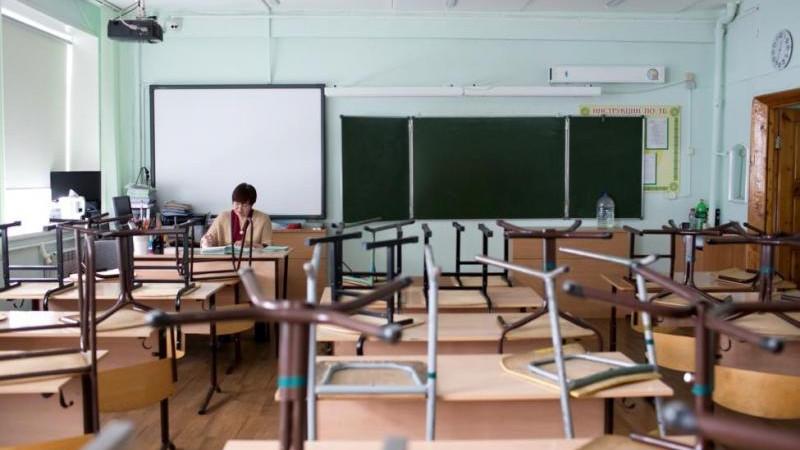 Россиянам напомнили, что учитель вправе требовать справку после болезни ребенка