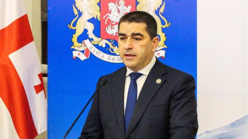 Папуашвили призвал посла ЕС почтить память грузин, павших в ВОВ