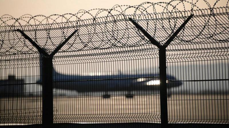Специалисты оценивают ущерб центру организации воздушного движения в Ростове-на-Дону