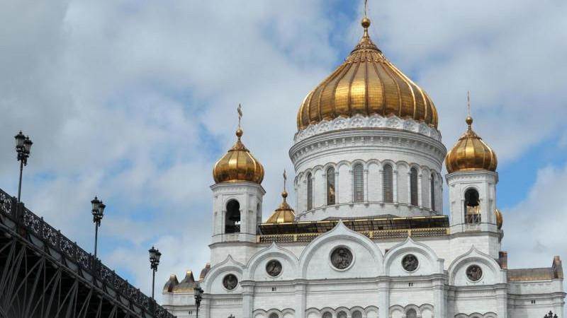Священник предложил альтернативу "хайпу" и "вайбу"