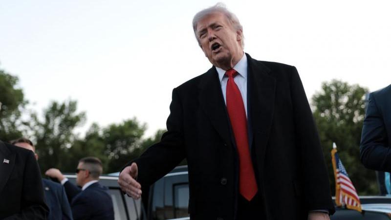 Трамп: Иран готов передать США "ядерную пыль"