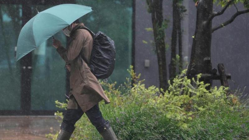В Японии из-за тайфуна "Чанми" пострадали 23 человека