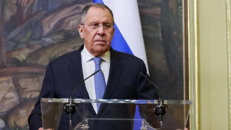 Лавров призвал серьезно воспринимать слова Путина о том, что все зависит от героев СВО