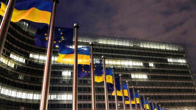"Рейтинг": 83% украинских граждан выступают за переговоры с РФ