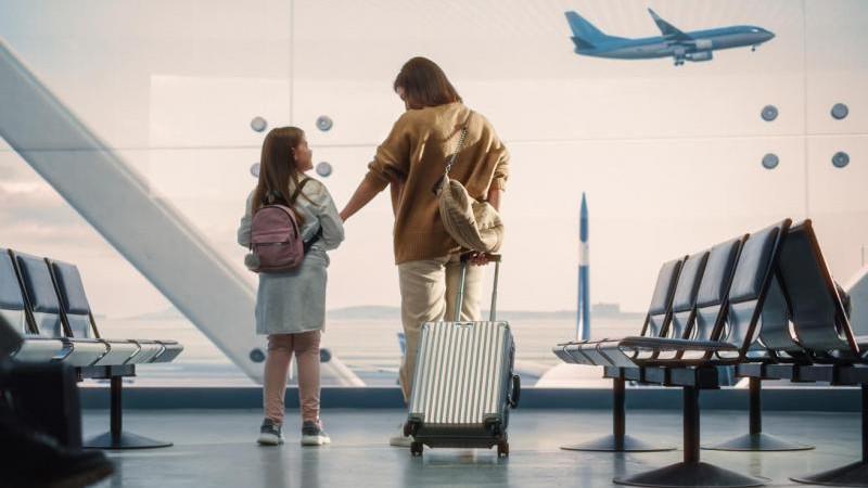 Дети с 20 января не смогут выехать из России по свидетельству о рождении