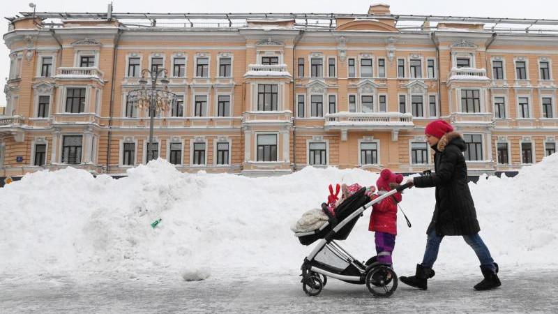 С 2026 года в стаж родителей войдут периоды ухода за ребенком до 1,5 лет