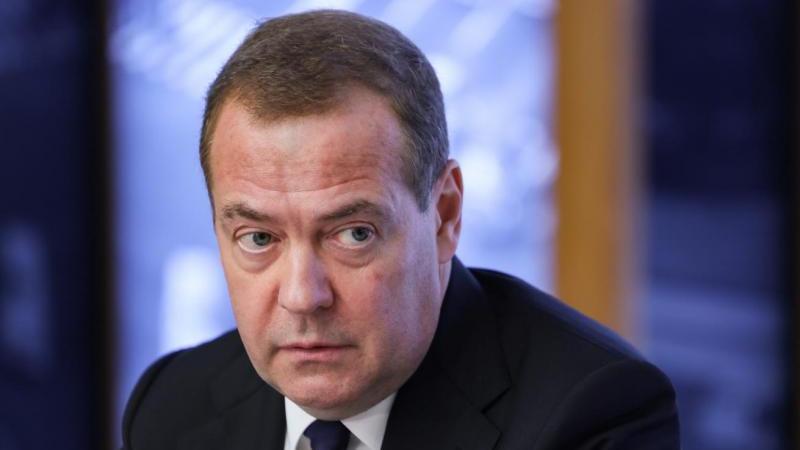 Медведев: США после Венесуэлы должны признать правомерность действий РФ в ходе СВО
