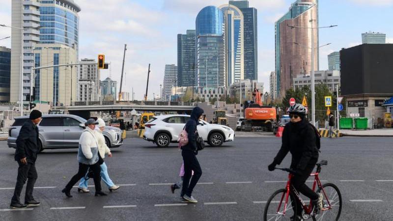 Политолог Ежов: Украина тянет время