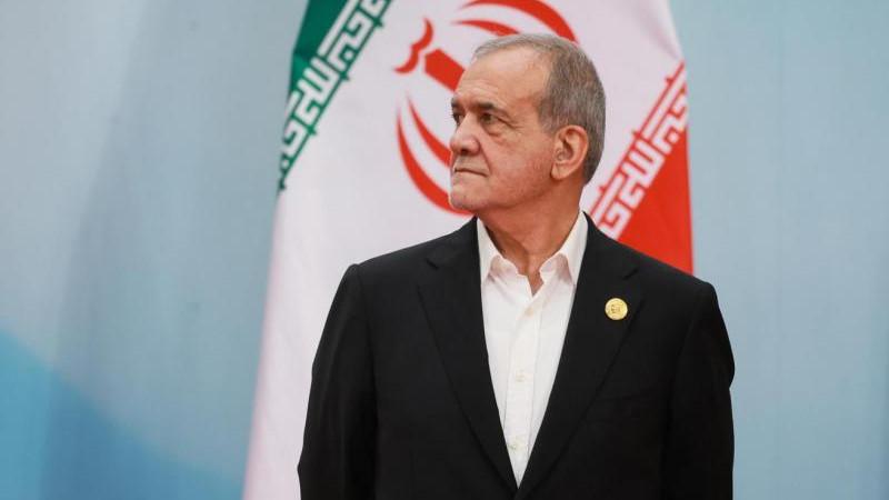 Пезешкиан: избрание сына Хаменеи является выражением воли иранского народа