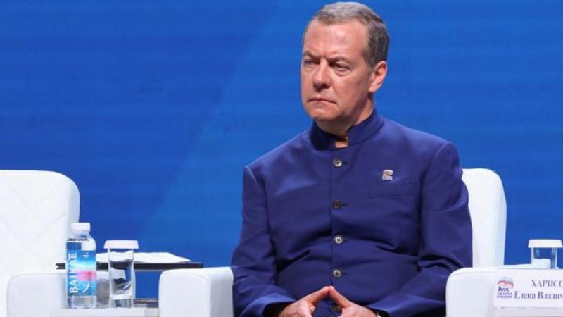 Медведев отметил, что Россия обеспечивает продовольствием себя и кормит многие страны
