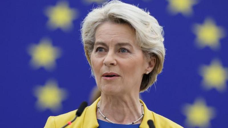 Глава ЕК пообещала Украине €9 млрд до конца месяца