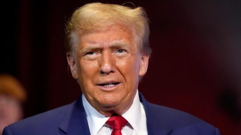 Трамп признал, что вертолет США над Ормузом сбил Иран