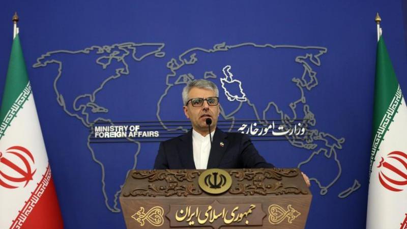 Политолог Ежов: Украина тянет время