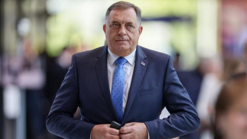 Республика Сербская стремится к членству в ЕС без участия в военных планах
