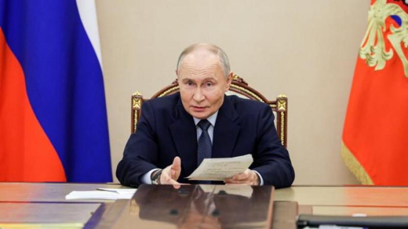 Путин призвал усилить безопасность всей образовательной системы