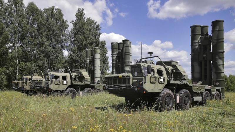 Hürriyet: Турция продала российские ракетные системы С-400 одной из стран Персидского залива