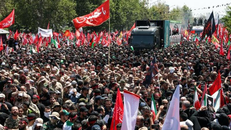 Press TV: в Иране прощание с Хаменеи посетили свыше 40 млн человек