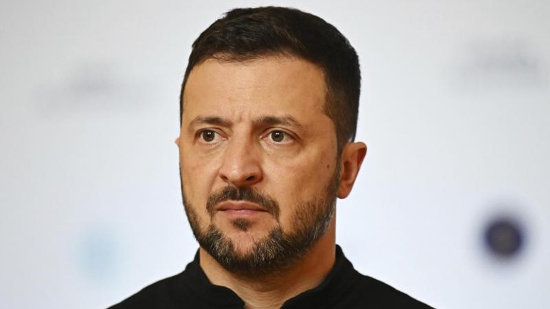 Карни примет Зеленского в Калгари