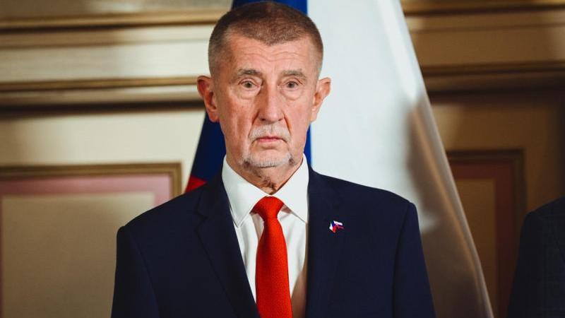 Премьер Чехии обратил внимание на рост проблем в ЕС