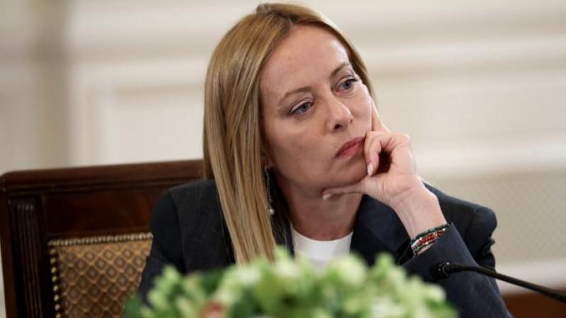 Мелони заявила о необходимости установления диалога с Россией