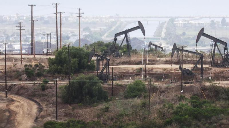 Стоимость нефти Brent впервые с 31 июля поднялась выше $90