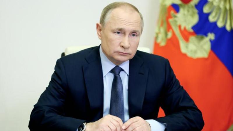 Президенты Абхазии, Белоруссии и Азербайджана поздравили Путина с Днем России