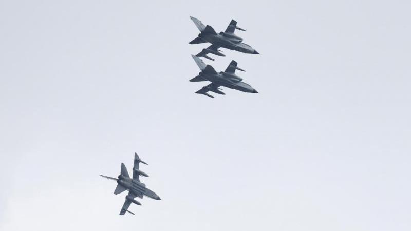DPA: Германия направит на учения НАТО самолеты Tornado