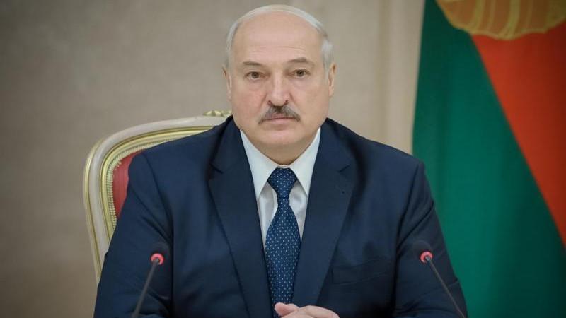 Политолог Ежов: Украина тянет время