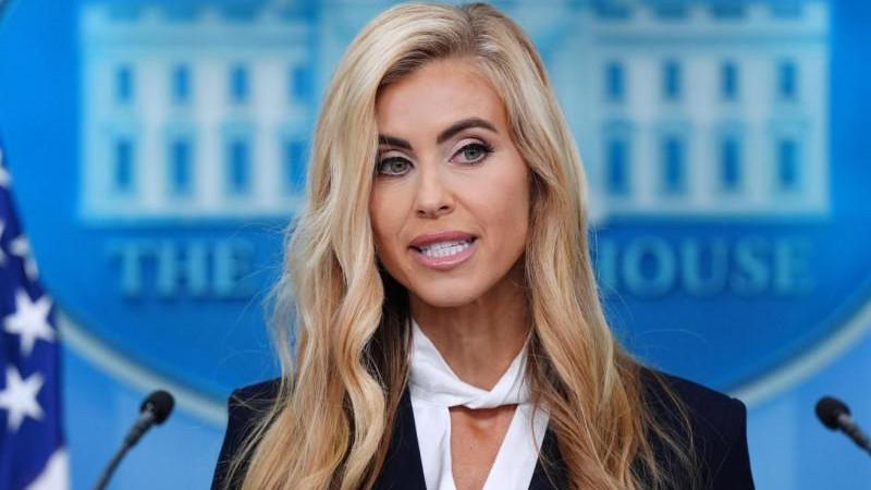 Первый брифинг нового пресс-секретаря Трампа продолжался 14 минут
